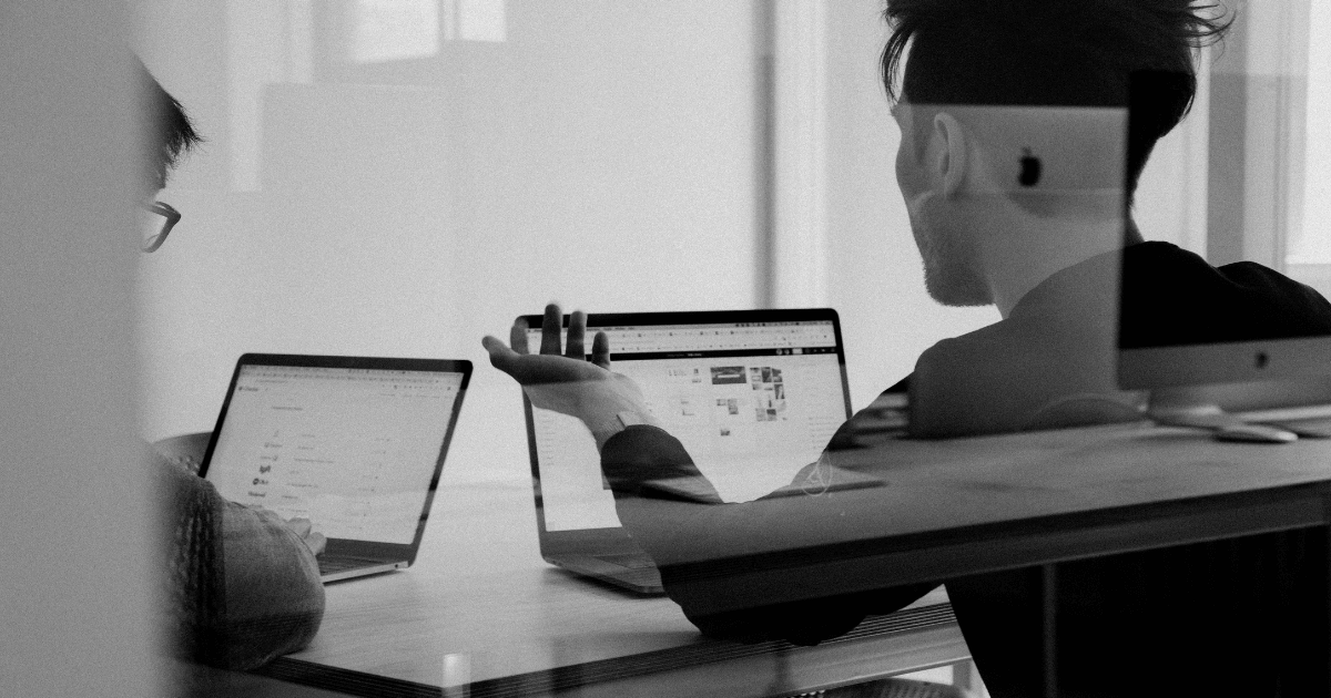GEO-Workshop in der Marketingagentur atemzug marketing zur Optimierung digitaler Inhalte für KI